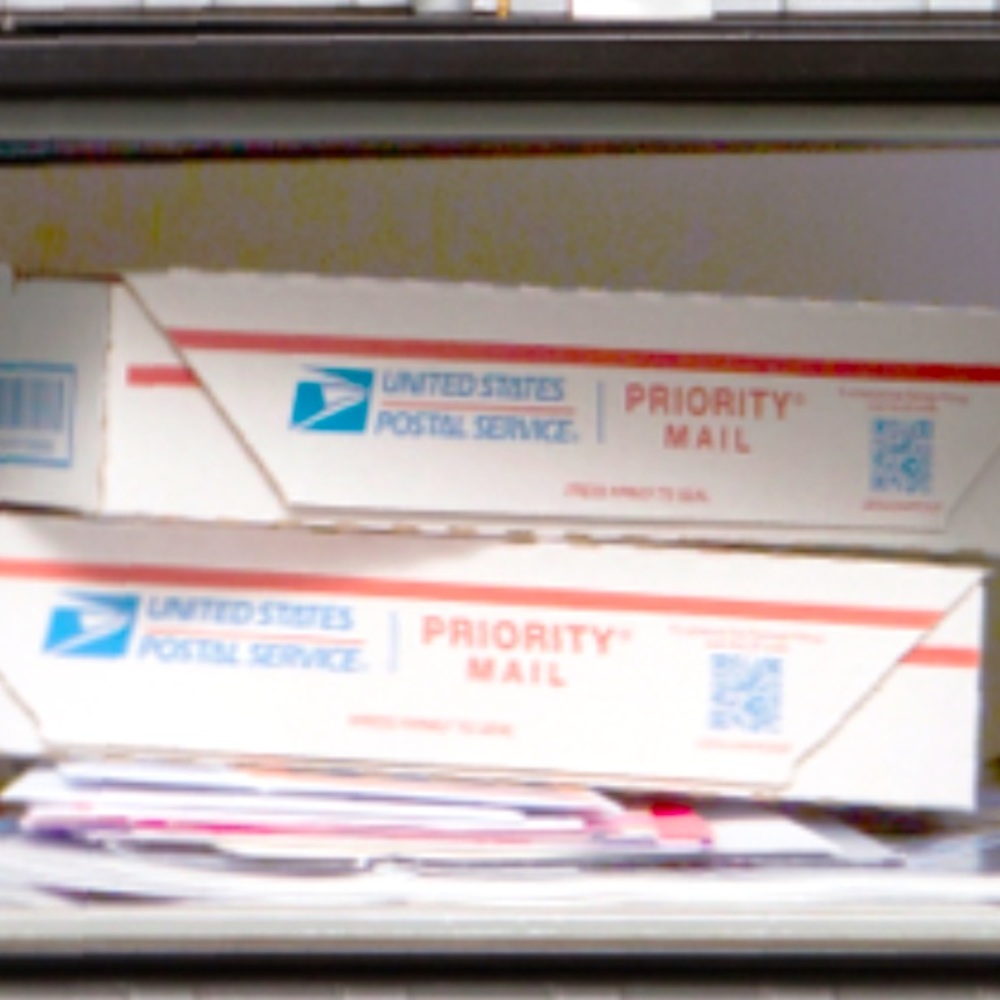 Extra shipping label